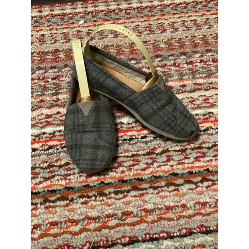 Toms Plaid Flannel Fleece Flats Gray Size 6